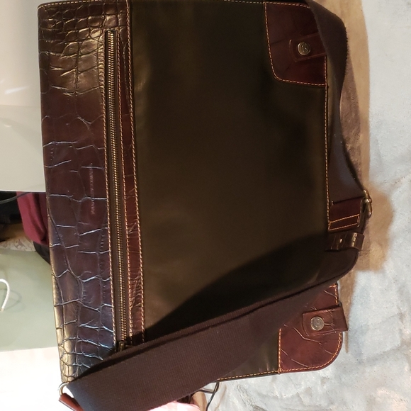 Francesco Biasia Handbags - NWT designer crossbody brown leather
